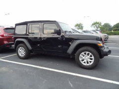 Used 2023  Jeep Wrangler Sport S 4 Door 4x4 at CarloanExpress&period;Com near Hampton&comma; VA