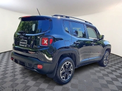 Used 2016  Jeep Renegade 4d SUV 4WD Trailhawk at CarloanExpress&period;Com near Hampton&comma; VA
