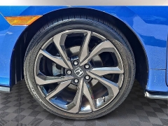 Used 2018  Honda Civic Hatchback 4d Sport Touring at CarloanExpress&period;Com near Hampton&comma; VA