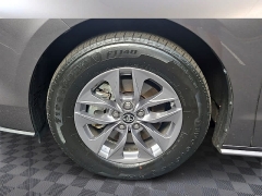 Used 2021  Toyota Sienna XLE FWD &lpar;Natl&rpar; at CarloanExpress&period;Com near Hampton&comma; VA