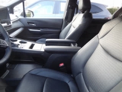 Used 2025  Toyota Sienna AWD 7-Passenger &lpar;Natl&rpar; at CarloanExpress&period;Com near Hampton&comma; VA