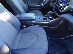 Used 2024  Toyota Highlander AWD (Natl) at CarloanExpress.Com near Hampton, VA