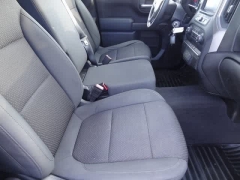 Used 2020  Chevrolet Silverado 1500 4WD Crew Cab 147" Custom at CarloanExpress.Com near Hampton, VA