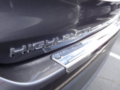 Used 2023  Toyota Highlander FWD &lpar;Natl&rpar; at CarloanExpress&period;Com near Hampton&comma; VA