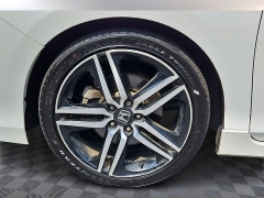 Used 2017  Honda Accord Sedan 4d Touring at CarloanExpress&period;Com near Hampton&comma; VA