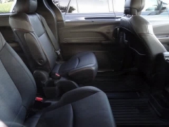 Used 2021  Toyota Sienna XSE FWD 7-Passenger at CarloanExpress.Com near Hampton, VA