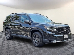 New 2025  Honda Pilot TrailSport AWD at CarloanExpress.Com near Hampton, VA