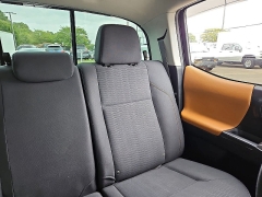 Used 2019  Toyota Tacoma 2WD Double Cab 5' Bed V6 AT &lpar;Natl&rpar; at CarloanExpress&period;Com near Hampton&comma; VA