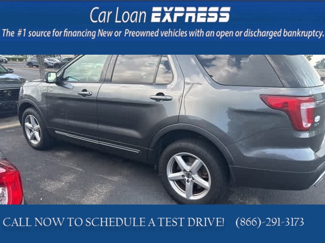 Used 2017  Ford Explorer 4d SUV 4WD XLT Ecoboost at CarloanExpress.Com near Hampton, VA