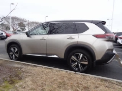 Used 2022  Nissan Rogue FWD Platinum at CarloanExpress&period;Com near Hampton&comma; VA