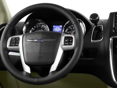 Used 2013  Chrysler Town & Country 4d Wagon Touring at CarloanExpress&period;Com near Hampton&comma; VA