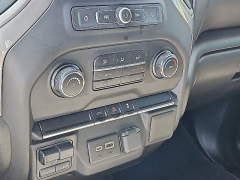 Used 2023  Chevrolet Silverado 2500HD 4WD Crew Cab 172" Custom at CarloanExpress&period;Com near Hampton&comma; VA