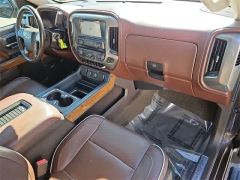 Used 2016  Chevrolet Silverado 1500 4WD Crew Cab 143.5" High Country at CarloanExpress.Com near Hampton, VA