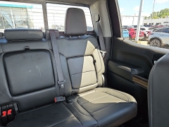 Used 2020  Chevrolet Silverado 1500 4WD Crew Cab 147" LT Trail Boss at CarloanExpress&period;Com near Hampton&comma; VA