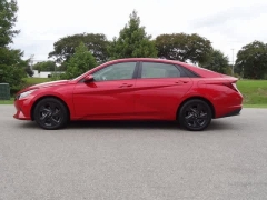 Used 2023  Hyundai Elantra SEL IVT at CarloanExpress.Com near Hampton, VA