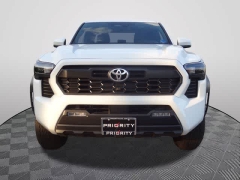 Used 2024  Toyota Tacoma 4WD Double Cab Bed &lpar;Natl&rpar; at CarloanExpress&period;Com near Hampton&comma; VA