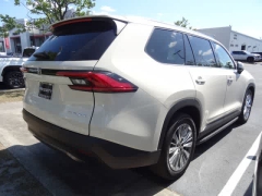 Used 2024  Toyota Grand Highlander AWD &lpar;Natl&rpar; at CarloanExpress&period;Com near Hampton&comma; VA