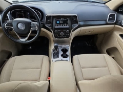 Used 2020  Jeep Grand Cherokee Laredo E 4x4 at CarloanExpress.Com near Hampton, VA