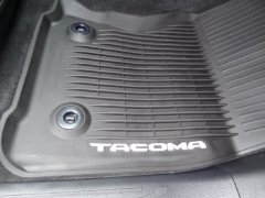 Used 2026  Toyota Tacoma 4WD Double Cab Bed AT &lpar;Natl&rpar; at CarloanExpress&period;Com near Hampton&comma; VA