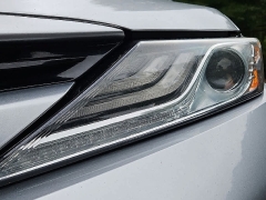 Used 2018  Toyota Camry Hybrid CVT &lpar;Natl&rpar; at CarloanExpress&period;Com near Hampton&comma; VA