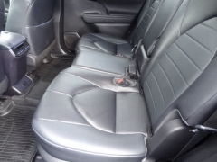 Used 2023  Toyota Highlander FWD &lpar;Natl&rpar; at CarloanExpress&period;Com near Hampton&comma; VA