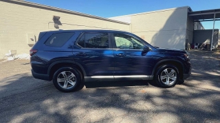 Used 2025  Honda Pilot AWD at CarloanExpress&period;Com near Hampton&comma; VA