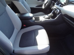 Used 2022  Toyota RAV4 XLE AWD at CarloanExpress.Com near Hampton, VA