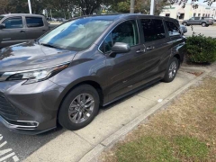 Used 2022  Toyota Sienna XLE AWD 7-Passenger at CarloanExpress.Com near Hampton, VA