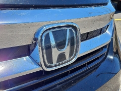 Used 2021  Honda Pilot Touring 8-Passenger AWD at CarloanExpress&period;Com near Hampton&comma; VA