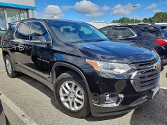 Used 2021  Chevrolet Traverse FWD 4dr LT Cloth w&sol;1LT at CarloanExpress&period;Com near Hampton&comma; VA