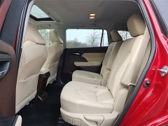 Used 2021  Toyota Highlander XLE AWD at CarloanExpress&period;Com near Hampton&comma; VA