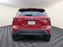Used 2021  Toyota Highlander XLE AWD at CarloanExpress&period;Com near Hampton&comma; VA