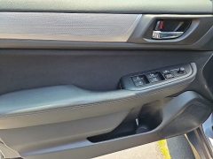 Used 2018  Subaru Outback 4d SUV 2&period;5i Premium at CarloanExpress&period;Com near Hampton&comma; VA