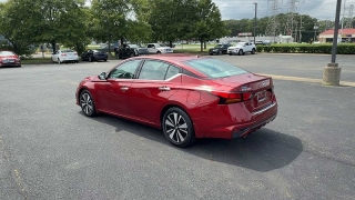 Used 2020  Nissan Altima 4d Sedan FWD 2&period;5L SV at CarloanExpress&period;Com near Hampton&comma; VA