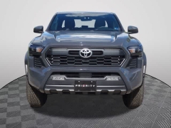 Used 2024  Toyota Tacoma 4WD Double Cab Bed &lpar;Natl&rpar; at CarloanExpress&period;Com near Hampton&comma; VA