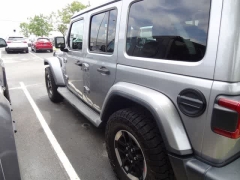 Used 2018  Jeep Wrangler Unlimited Sahara 4x4 at CarloanExpress&period;Com near Hampton&comma; VA