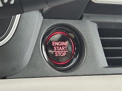 Used 2025  Honda Pilot AWD at CarloanExpress.Com near Hampton, VA