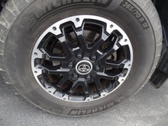 Used 2022  Toyota Tundra 4WD SR5 CrewMax 6&period;5ft Bed at CarloanExpress&period;Com near Hampton&comma; VA