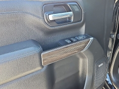 Used 2020  Chevrolet Silverado 1500 4WD Crew Cab 147" LT Trail Boss at CarloanExpress&period;Com near Hampton&comma; VA