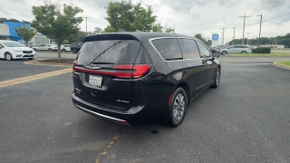 Used 2023  Chrysler Pacifica Hybrid Touring L FWD at CarloanExpress&period;Com near Hampton&comma; VA