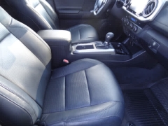 Used 2021  Toyota Tacoma 4WD Limited Double Cab 5ft Bed V6 AT at CarloanExpress&period;Com near Hampton&comma; VA