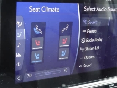 Used 2020  Toyota Highlander AWD (Natl) at CarloanExpress.Com near Hampton, VA