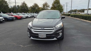 Used 2019  Ford Escape 4d SUV 4WD SE at CarloanExpress.Com near Hampton, VA