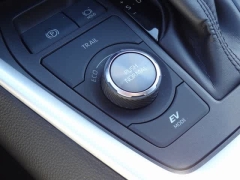 Used 2022  Toyota RAV4 Hybrid Limited AWD at CarloanExpress.Com near Hampton, VA