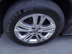 Used 2023  Toyota Sienna Platinum AWD 7-Passenger at CarloanExpress&period;Com near Hampton&comma; VA