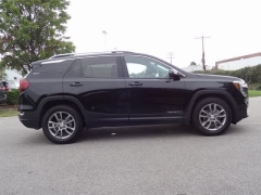 Used 2023  GMC Terrain FWD 4dr SLT at CarloanExpress.Com near Hampton, VA