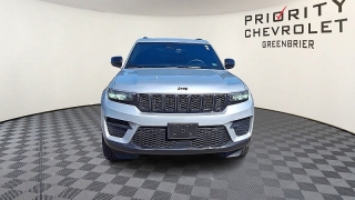 Used 2025  Jeep Grand Cherokee Altitude 4x4 at CarloanExpress&period;Com near Hampton&comma; VA