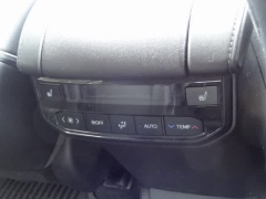 Used 2020  Toyota Highlander 4d SUV AWD Platinum at CarloanExpress.Com near Hampton, VA