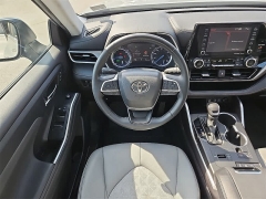 Used 2022  Toyota Highlander Hybrid Bronze Edition AWD at CarloanExpress&period;Com near Hampton&comma; VA