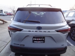 Used 2025  Toyota Sienna AWD 7-Passenger &lpar;Natl&rpar; at CarloanExpress&period;Com near Hampton&comma; VA